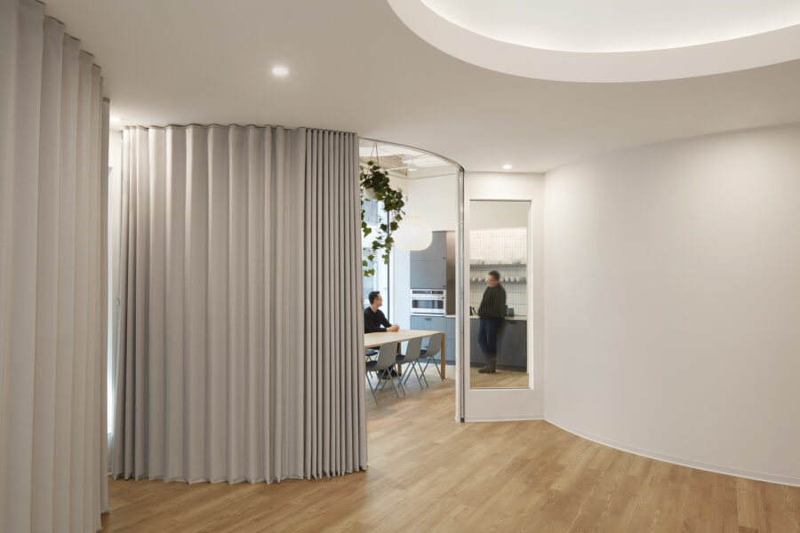 flexible mediation kwik-wall oculus