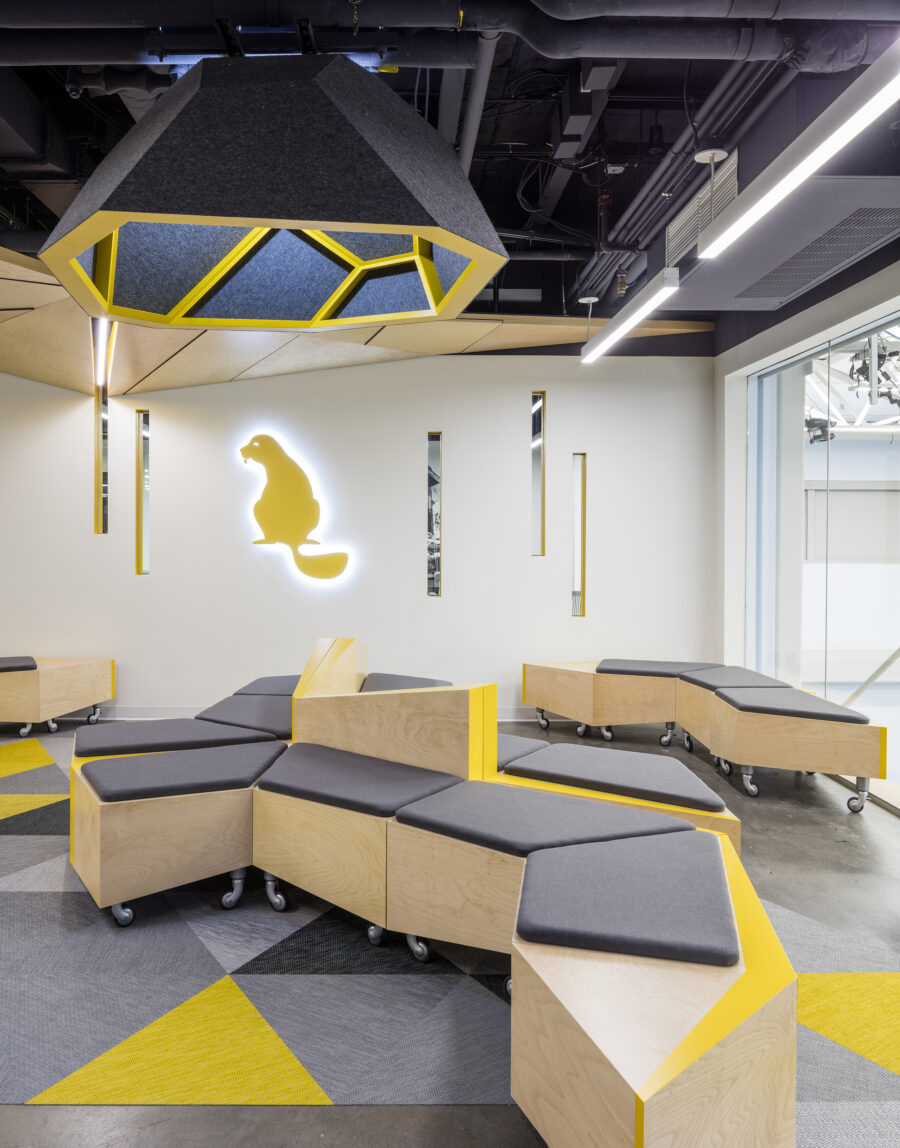 custom flexible seating pendant light beaver bolon