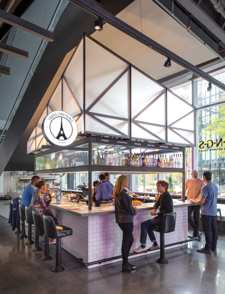 translucent metal lattice bar