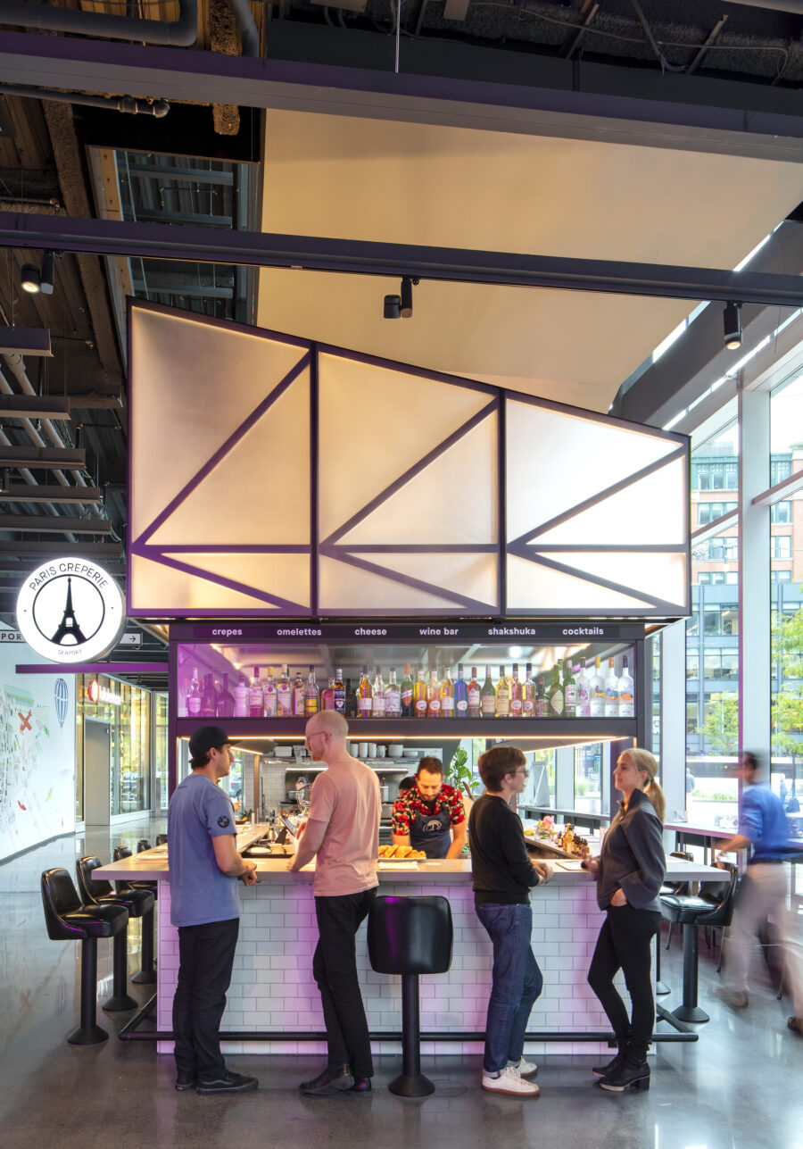 translucent metal lattice bar