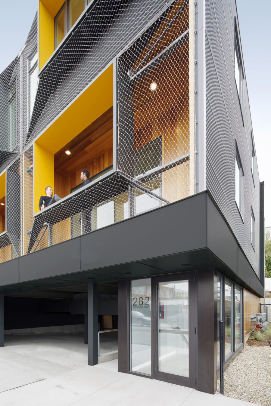 shrink wrap mesh facade entry