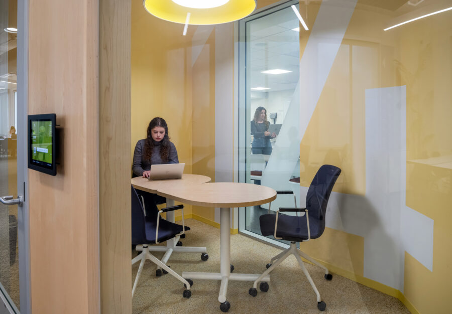 Northeastern University color immersive meeting rooms
